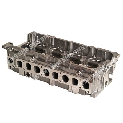 CYLINDER HEAD Bare >4 / 2006 AMC