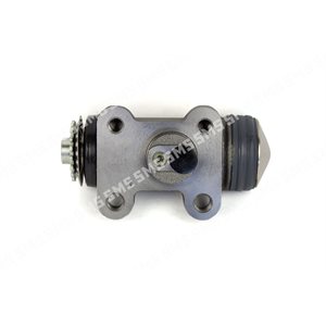 WHEEL CYLINDER RH Rear of Rear (1 5 / 8")