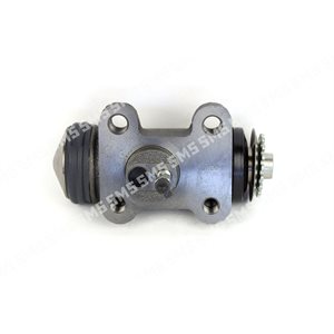 WHEEL CYLINDER RH Front of Rear (1 5 / 8")