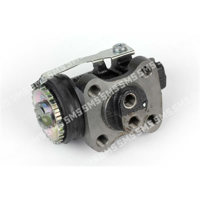 WHEEL CYLINDER RH Rr of Fr