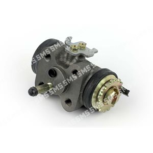 WHEEL CYLINDER RH Fr of Rr