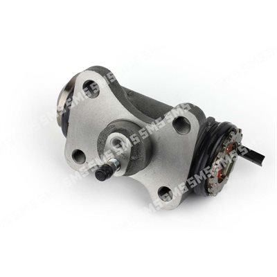 WHEEL CYLINDER RH Fr of Rr