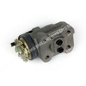 WHEEL CYLINDER RH Fr of Fr