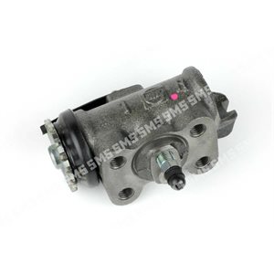 WHEEL CYLINDER RH Fr of Rr