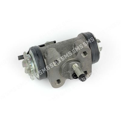 WHEEL CYLINDER RH Fr of Rr 16" / 17.5"