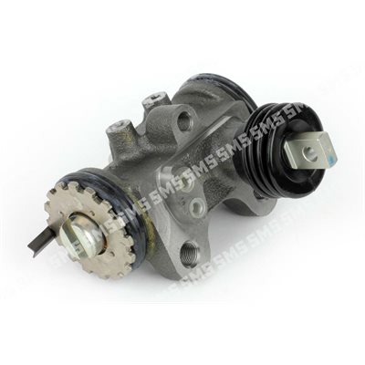 WHEEL CYLINDER RH Rr of Rr 20" / 22.5" (1 1 / 2")